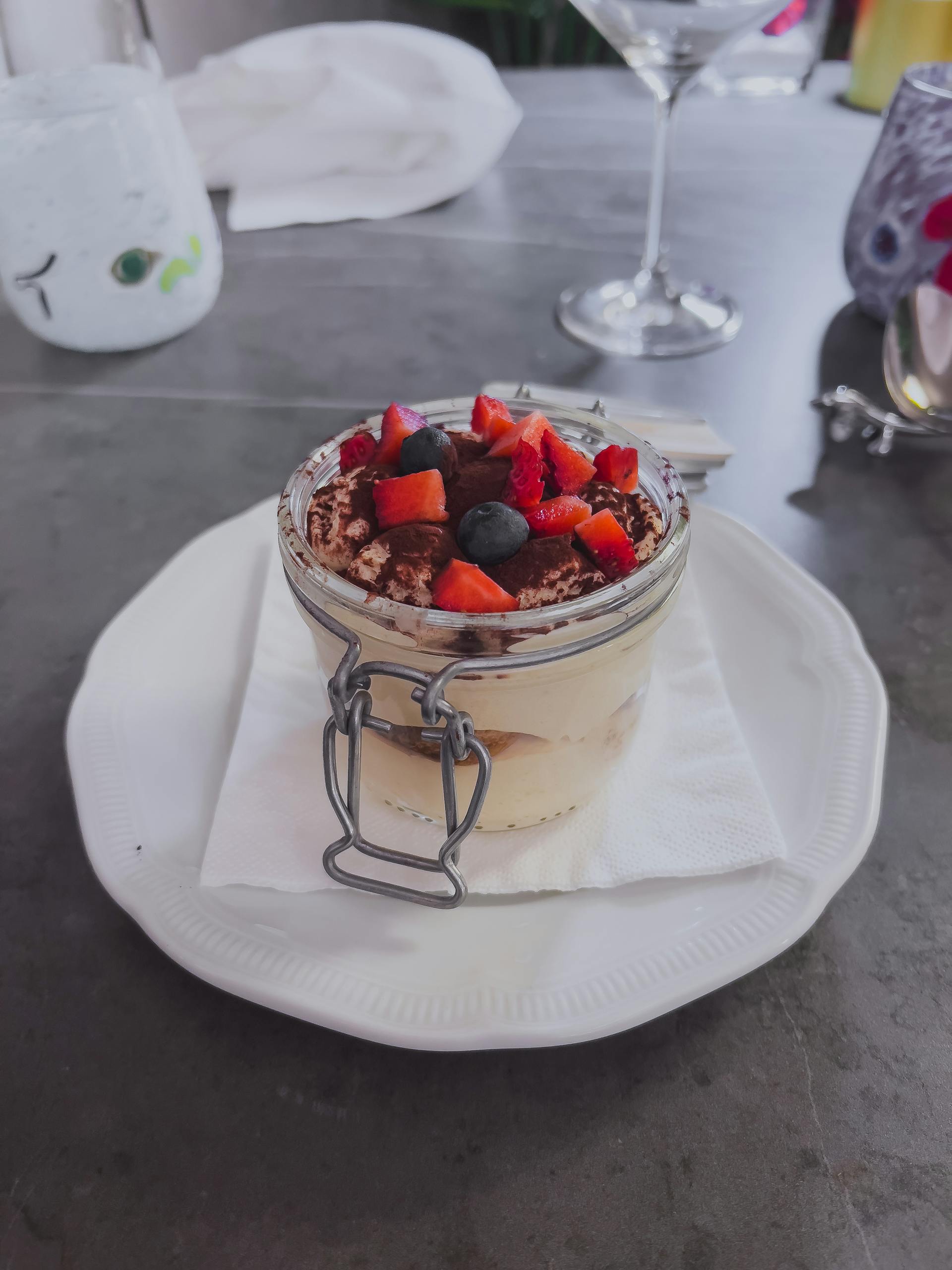 Крем с ягодами